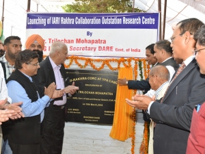 Secretary Department of Agriculture Research & Education and Director General ICAR Dr. Trilochan Mohapatra inauguration the ICAR-IARI Collaborative Outstation Research Centre at Rakhra Campus of the Association.